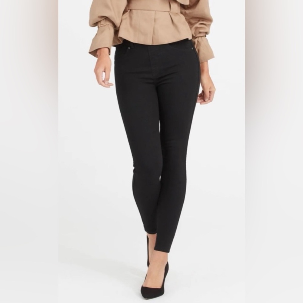 Spanx Black Jeanish Skinny Jeans XS High Rise Shapewear